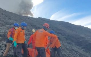Gunung Marapi Erupsi, 11 Pendaki Ditemukan Meninggal Dunia