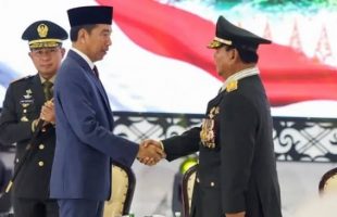 Prabowo Berseragam TNI Lengkap! Berpangkat Jenderal Bintang 4