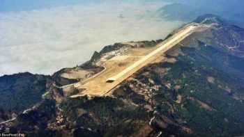 Chongqing, Kota Paling Gila di China Punya Bandara di Atas Gunung