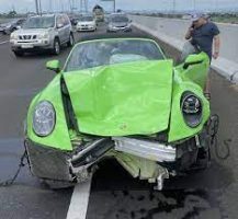 Kecelakaan Porsche Tabrak Livina di Tol Porong, 1 Luka Berat