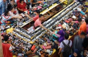 Barang China Mau di Kenakan Pajak 200%