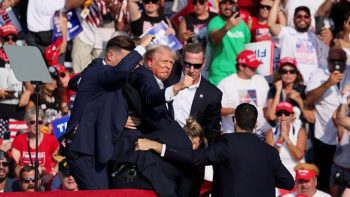 Fakta Baru dan Teori Konspirasi di balik penembakan Donald Trump