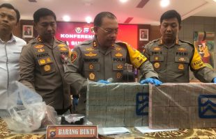 2 Oknum Polisi Diringkus, Usai Rampok Mobil Pembawa Uang ATM 5,6 M di Padang