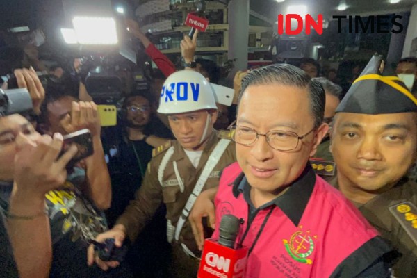 Breaking News Tersangka Korupsi Impor Gula Thomas Lembong