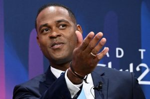 Resmi Patrick Kluivert Gantikan Shin Tae Yong di Timnas Indonesia