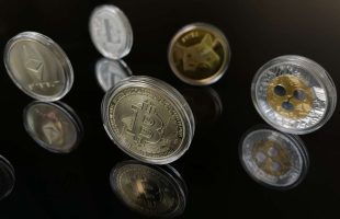 Harga Bitcoin Jeblok hingga 7%, Mendekati Level Terendah