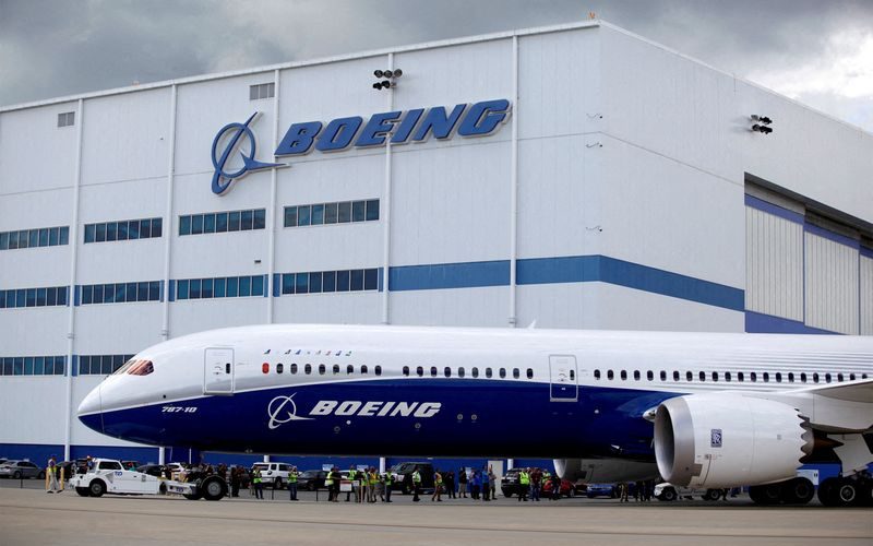 PERANG DAGANG Semakin Memanas, China Boikot Pengiriman Pesawat Boeing dari AS