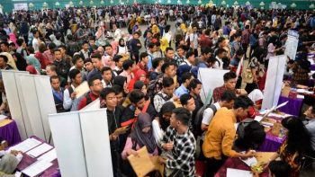 Menaker Resmi Hapus Syarat Usia Pencari Kerja
