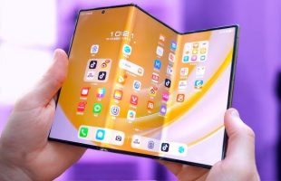 Handphone Huawei Mate XT