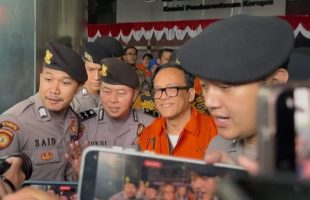 KPK Temukan HP di Plafon Rumah Immanuel Ebenezer