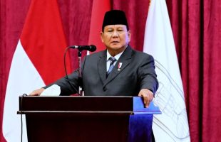 Prabowo Bebaskan Koruptor, Hukum Diselesaikan Lewat Politik