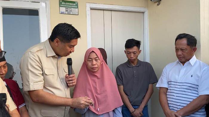 Pemerintah Berikan 1 Unit Rumah Subsidi Untuk Keluarga Alm. Affan Ojol